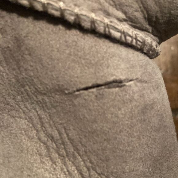 UGG CLASSIC ULTRA MINI SHINE Gray & silver boots size 9 - Picture 8 of 9